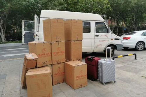 乌拉特中行李托运公司
